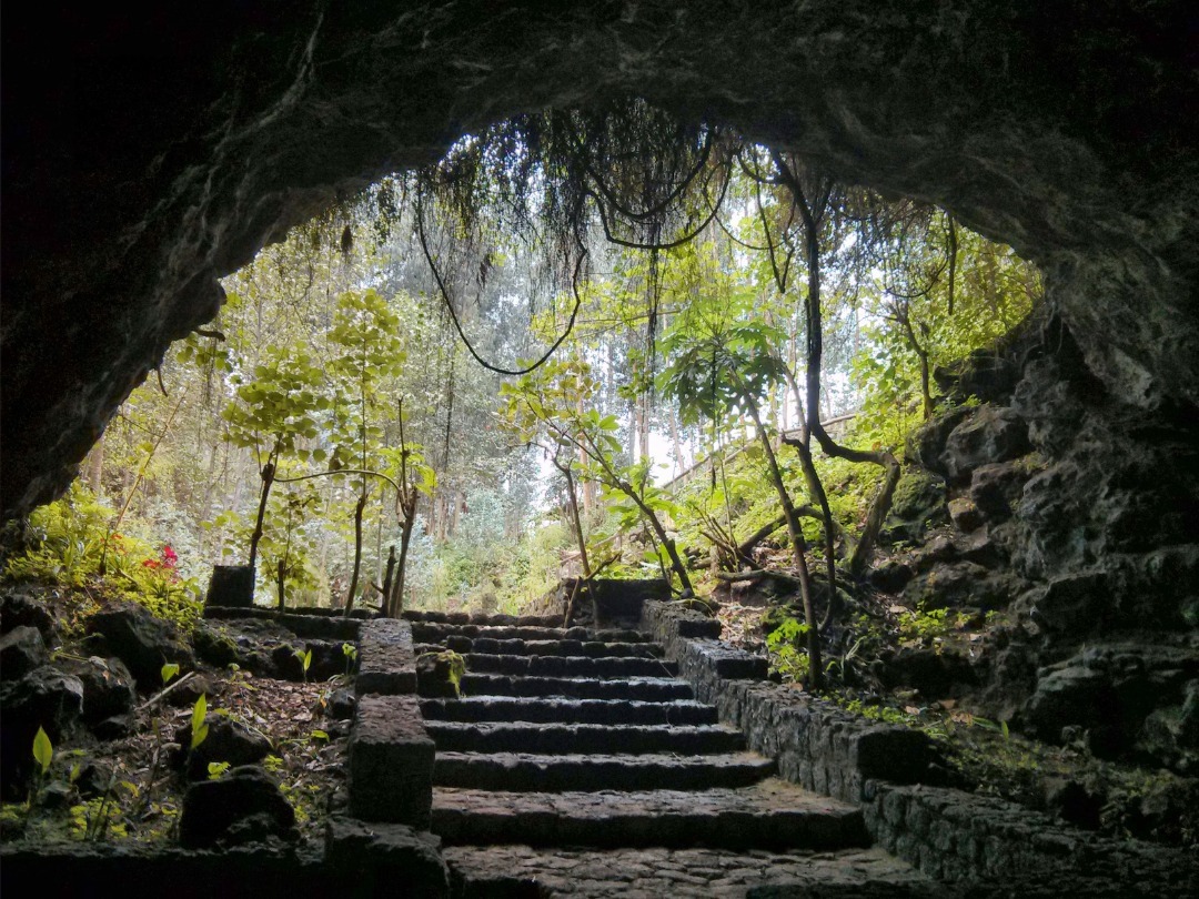 Musanze Caves